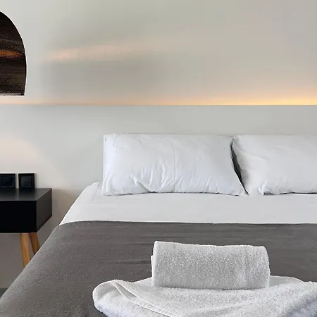 Eleonas Aparthotel Sarti