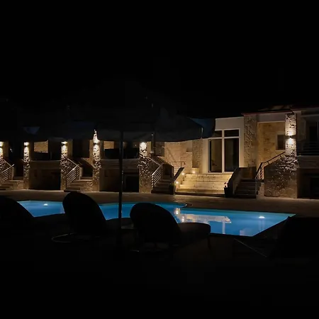 Lejlighedshotel Eleonas Sarti